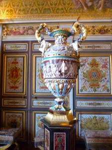 Vase, Fontainebleau